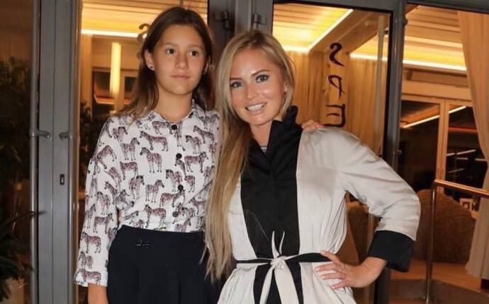 Почему дочь Даны Борисовой наносила себе раны 