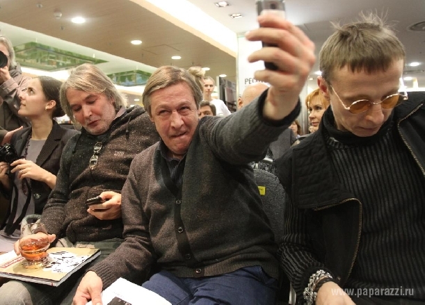 Михаил Ефремов прочел лекцию об алкоголизме
