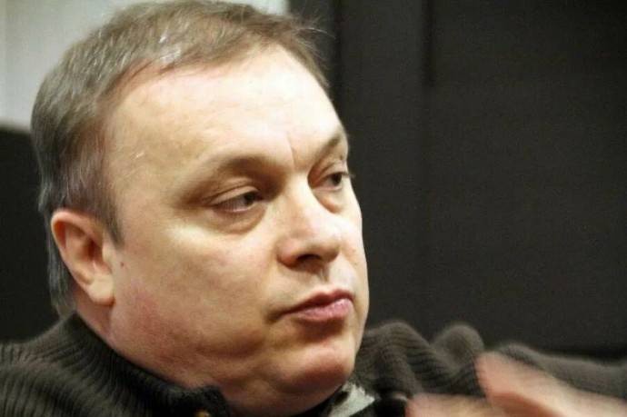 «Не бьет чечетку от радости»: экс-жена Андрея Разина поспешила за него заступиться «Не бьет чечетку от радости»: экс-жена Андрея Разина поспешила за него заступиться