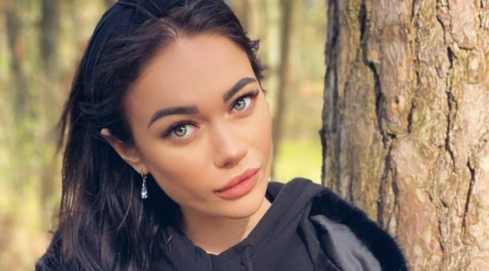 Яна Кошкина призналась, что отвратительно вела себя с возлюбленным Яна Кошкина призналась, что отвратительно вела себя с возлюбленным