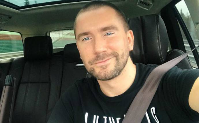 В день знакомства представила ребенку: Олег Винник заявил, что Катя Жужа им манипулировала
В день знакомства представила ребенку: Олег Винник заявил, что Катя Жужа им манипулировала