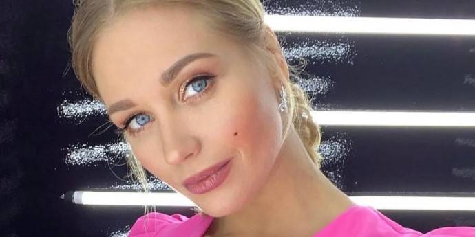 Кристина Асмус пришла на премьеру с любовником Кристина Асмус пришла на премьеру с любовником