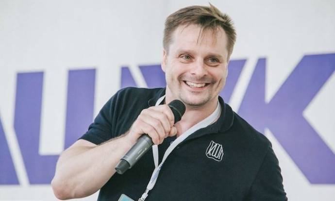 «Волшебное событие»: 51-летний актер Александр Носик впервые стал отцом