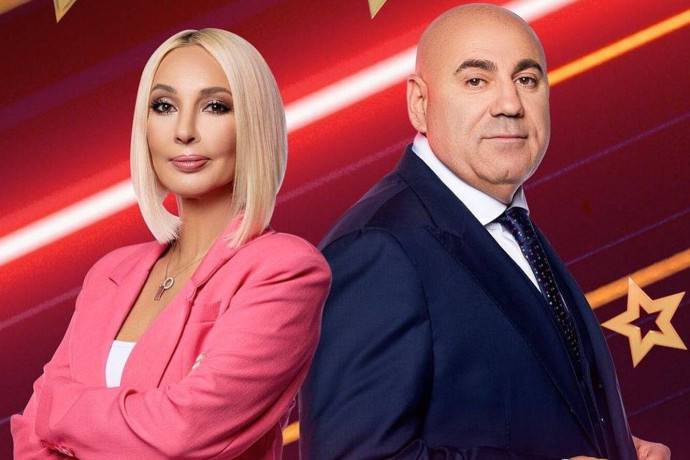 «Пол-лица онемело»: Лера Кудрявцева сообщила, что Иосифу Пригожину вызвали скорую на съемочную площадку «Пол-лица онемело»: Лера Кудрявцева сообщила, что Иосифу Пригожину вызвали скорую на съемочную площадку