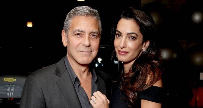 Новости шоу бизнеса - "Красная дама и ее король": Амаль и Джордж Клуни порадовали поклонников появившись на красной дорожке в фантастических нарядах