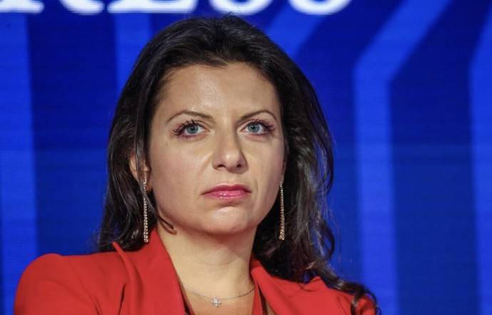 В Госдуме не смогли не высказаться по поводу Маргариты Симоньян и её слов о Максиме Галкине В Госдуме не смогли не высказаться по поводу Маргариты Симоньян и её слов о Максиме Галкине