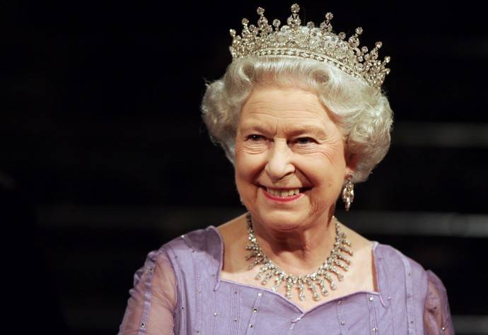 Королеве II продлили вынужденный отдых из-за плохого самочувствия