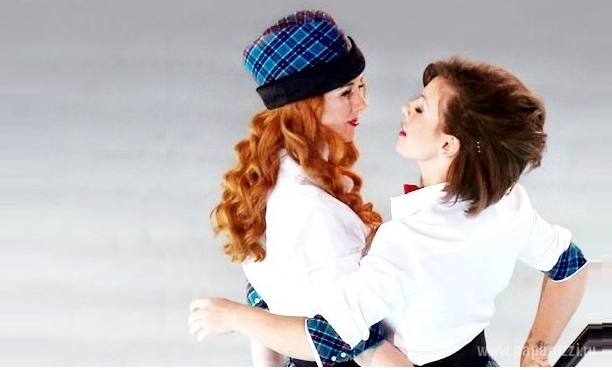 Группа «t.A.T.u» временно передумала расходиться Группа «t.A.T.u» временно передумала расходиться