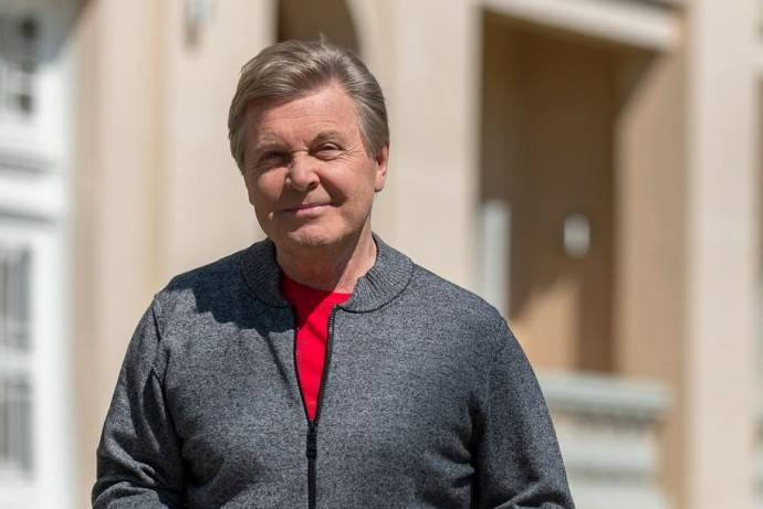 Лев Лещенко рассказал о буднях в Коммунарке Лев Лещенко рассказал о буднях в Коммунарке