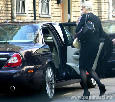 Рената Литвинова грубо нарушила правила Рената Литвинова грубо нарушила правила