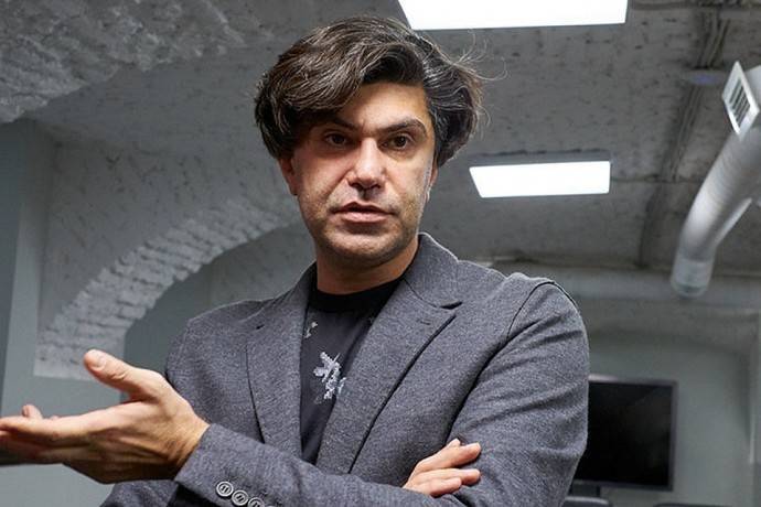 "Ни один человек не выходит на сцену без этого. И мальчики тоже": Николай Цискаридзе заявил о домогательствах в Большом театре "Ни один человек не выходит на сцену без этого. И мальчики тоже": Николай Цискаридзе заявил о домогательствах в Большом театре