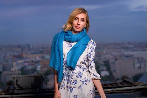 Светлана Бондарчук продемонстрировала длинные ноги