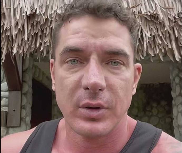 «Придурок с большими комплексами»: подруга Ксении Бородиной неоднозначно высказалась о ситуации в семье телеведущей «Придурок с большими комплексами»: подруга Ксении Бородиной неоднозначно высказалась о ситуации в семье телеведущей