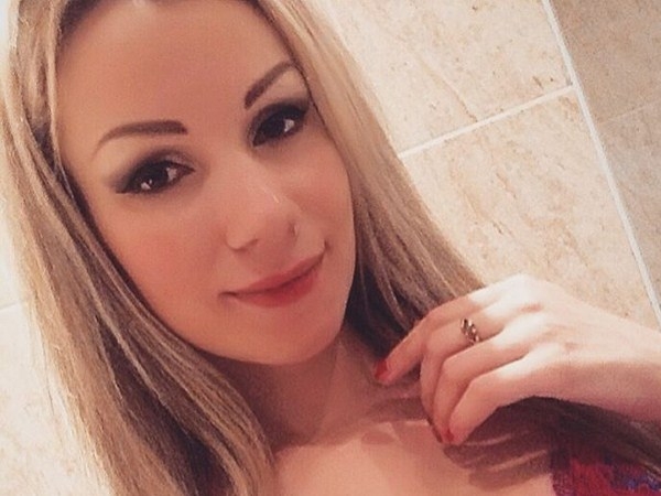 Екатерина Король победила в войне с девочками в женской спальне Екатерина Король победила в войне с девочками в женской спальне