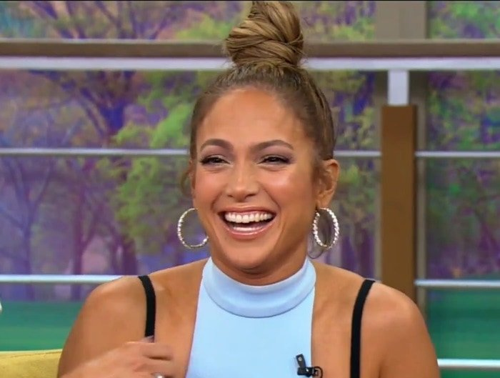 Jennifer-Lopez-Laughing.jpg