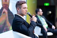 Основатель «СберМегаМаркет» Дмитрий Жулин и его 22-летняя невеста сделали себе капельницы «для здоровья». Девушка умерла
