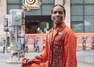 ASAP Rocky сделал предложение руки и сердца, но не Рианне