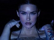 Меган Фокс решила поторговать телом в своем собственном OnlyFans