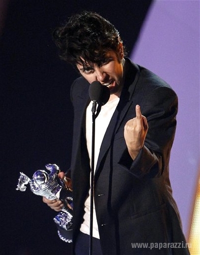  Леди гага в мужском обличье на церемонии video music awards (фото)