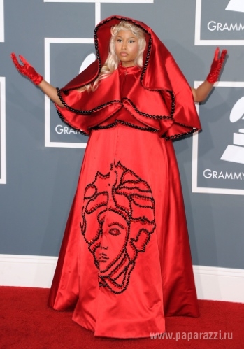 Звездные наряды grammy 2012