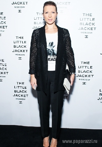 Открытие выставки Chanel: The Little Black Jacket в Москве