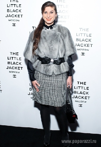 Открытие выставки Chanel: The Little Black Jacket в Москве