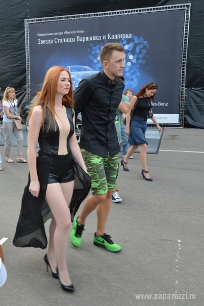 На  «Europa Plus LIVE 2013» Нюша зажгла в сексуальном черном одеянии