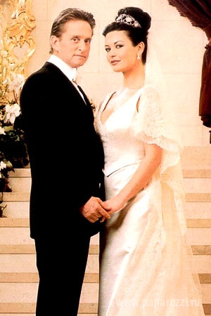 Актерская пара Майкл Дуглас и Кэтрин Зета-Джонс разводятся после 15 лет брака