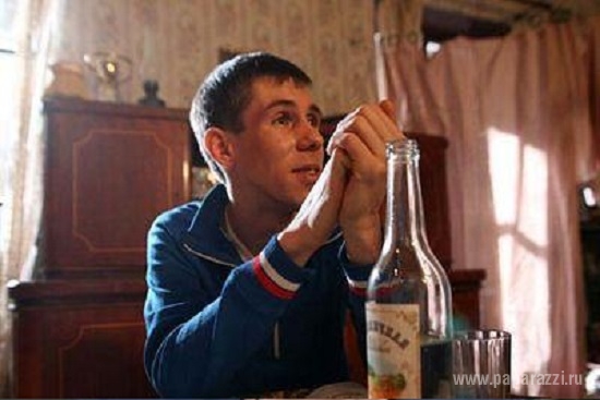 Алексей Панин вновь устроил скандал с битьем посуды