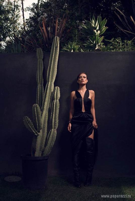Оливиz Уайлд представила темную фотосессию для Harper's Bazaar