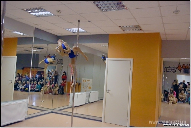 11-летняя Ольга Трифонова заслужила звание "Мисс Pole-Dance" и обошла всех на "Минута Славы"