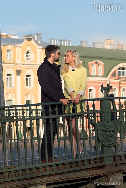 Полина Гагарина перестала скрывать свои любовные отношения Полина Гагарина перестала скрывать свои любовные отношения