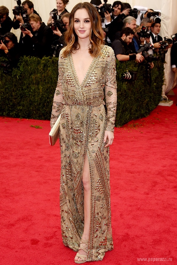 На вечеринке Met Gala 2014 в Нью-Йорке "Черная пантера" Наоми Кэмпбелл решила стать "белым лебедем", а Мадонна пообещала прийти голой На вечеринке Met Gala 2014 в Нью-Йорке "Черная пантера" Наоми Кэмпбелл решила стать "белым лебедем", а Мадонна пообещала прийти голой