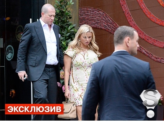 Анна Семенович выходит замуж за своего банкира