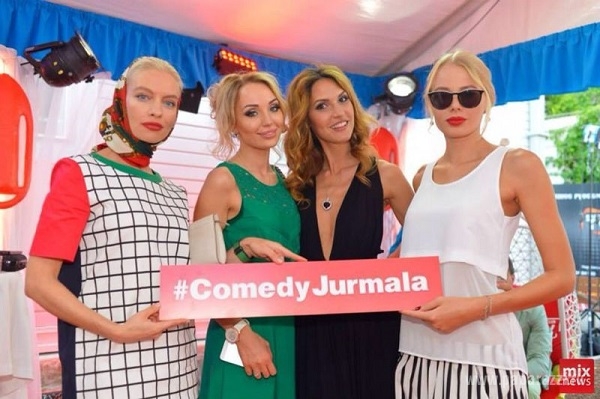 Анастасия Барашкова и Марина Сашина покажут всем «Fashion Pussy»