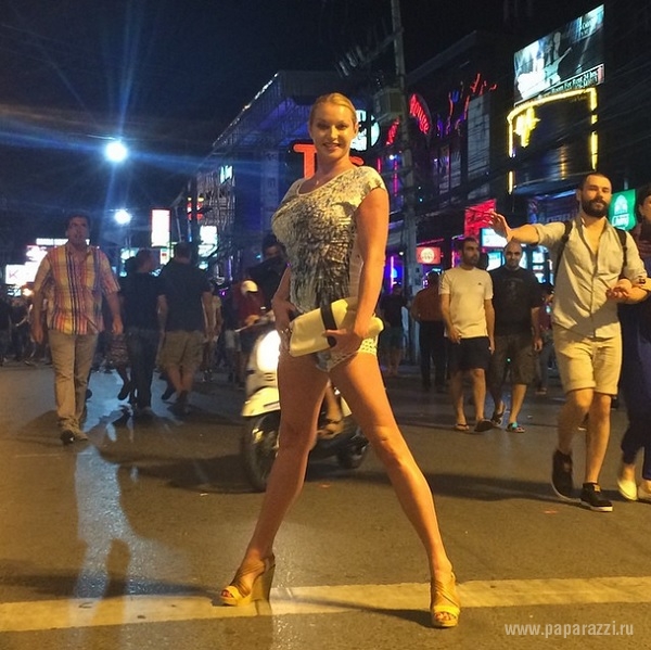 Анастасия Волочкова устроила в Тайланде шоу с трансвеститами