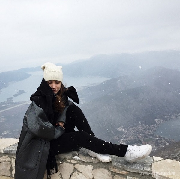Вика Дайнеко испытывает своего бойфренда совместным отдыхом и занимается любовью в холодных горах
