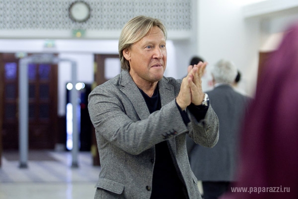 Дмитрий Харатьян отметил юбилей на работе Дмитрий Харатьян отметил юбилей на работе