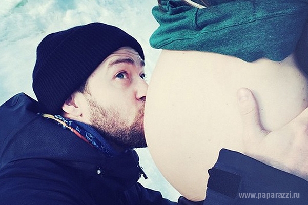 Джастин Тимберлейк показал фото беременной Джессики Бил