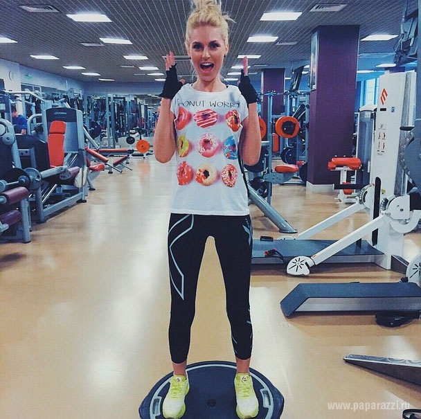 Саша Савельева стремительно худеет 
