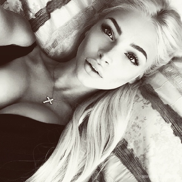 Алена Шишкова показала свое лицо без макияжа