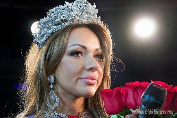 Оля Полякова рассказала, что жюри единогласно проголосовало против, но Илона Зозуля все равно стала Миссис Украина International - 2014