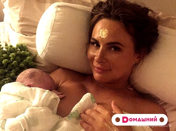 Саша Зверева разрешила показать свои роды по телевидению