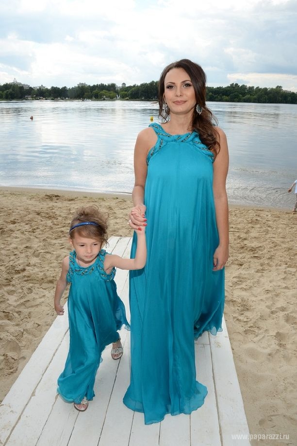 Инна Жиркова решилась на откровенную фотосессию на заключительных месяцах беременности