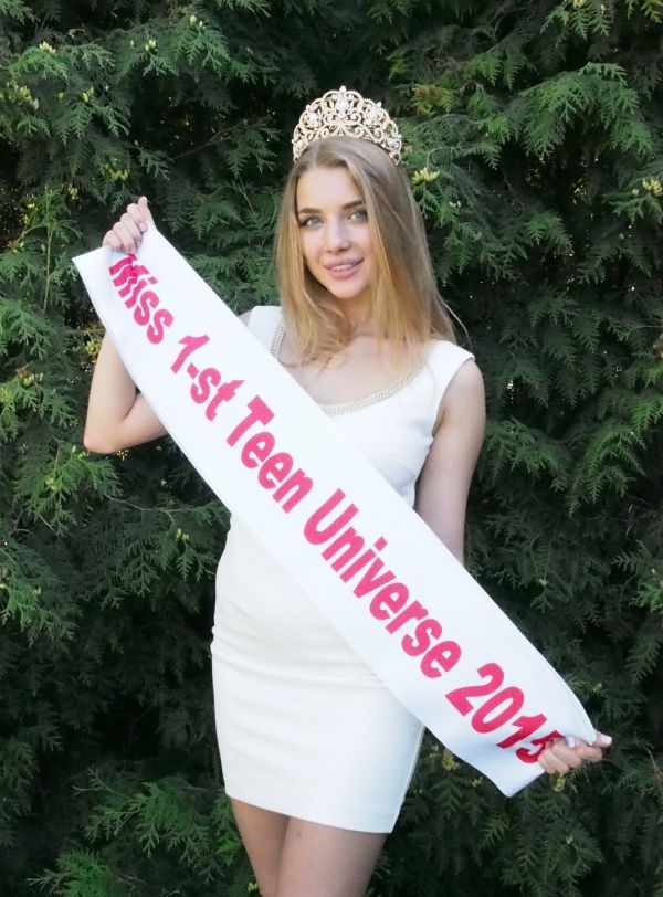 Анастасия Михайлюта завоевала титул Miss 1-st Teen Universe 2015