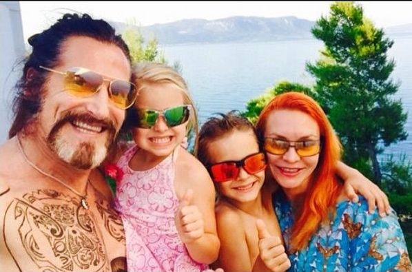 НИКИТА ДЖИГУРДА ШОКИРОВАЛ ПОКЛОННИКОВ ФОТОГРАФИЕЙ В СТРИНГАХ