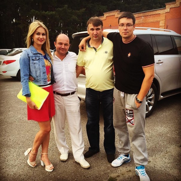 Получив звание "Человек года", Андрей Чуев сделал Марине Африкантовой предложение