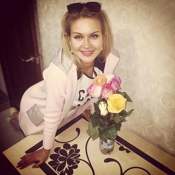 Получив звание "Человек года", Андрей Чуев сделал Марине Африкантовой предложение