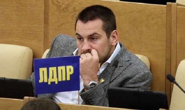 Сергей Жорин решил, что АнтиДилер платит больше и "деньги не пахнут"