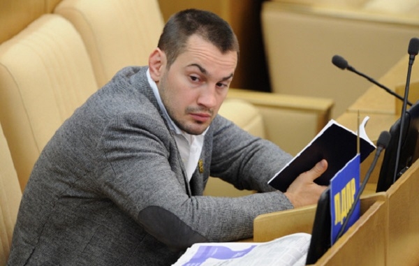 Сергей Жорин решил, что АнтиДилер платит больше и "деньги не пахнут"